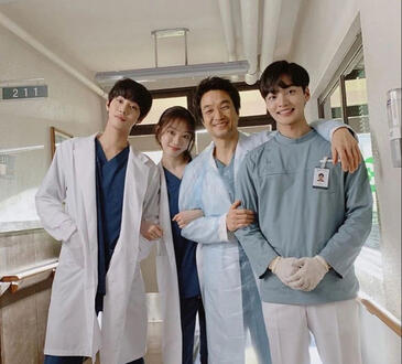 dr romantic (3 seasons, s1 20 episodes, s2 and 3 is 16 episodes)
